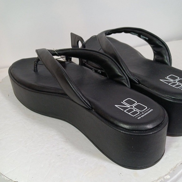 Women's NOBO' Black Wedge Faux Leather, memory foam Flip Flop Shoes, Size 7 - Picture 5 of 8